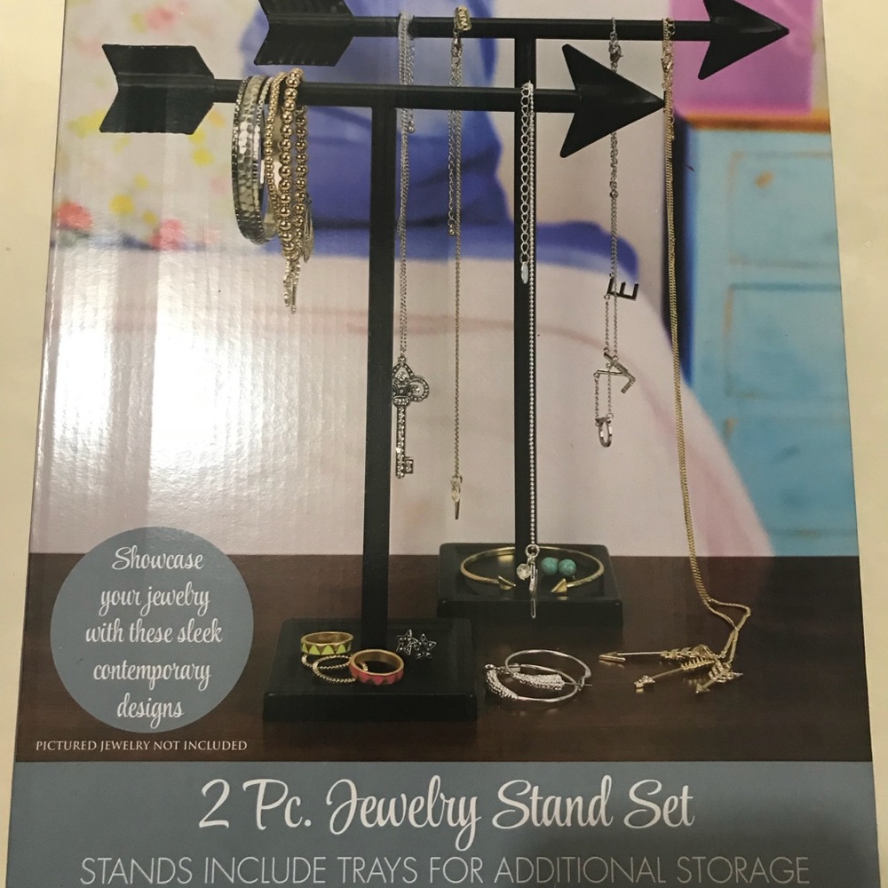 Jewelry stand